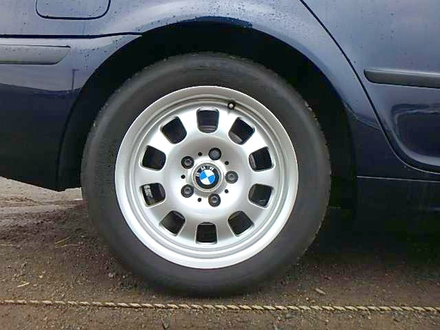 BMW 320I