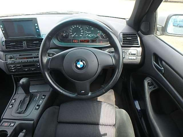 BMW 318I