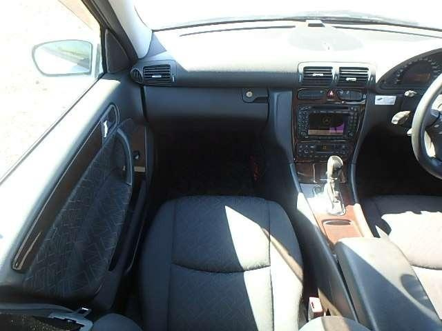 Mercedes C240