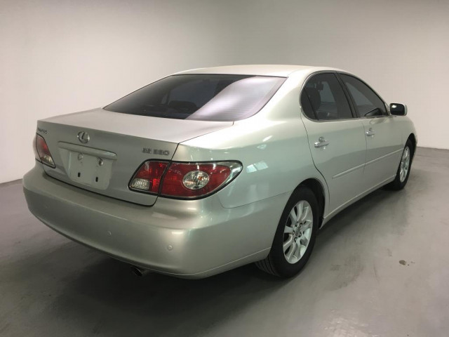Lexus ES330