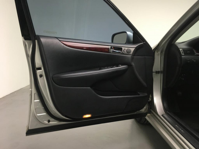 Lexus ES330