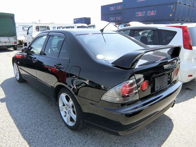 Toyota Altezza 2003