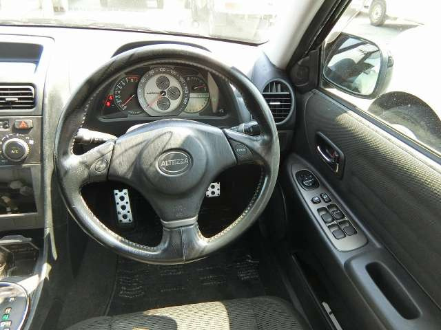 Toyota Altezza 2003