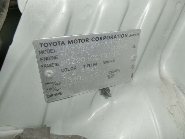 Toyota Raum 2003