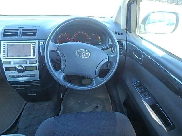 Toyota Ipsum 2005