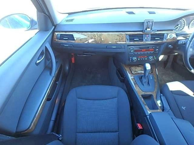 BMW 323I