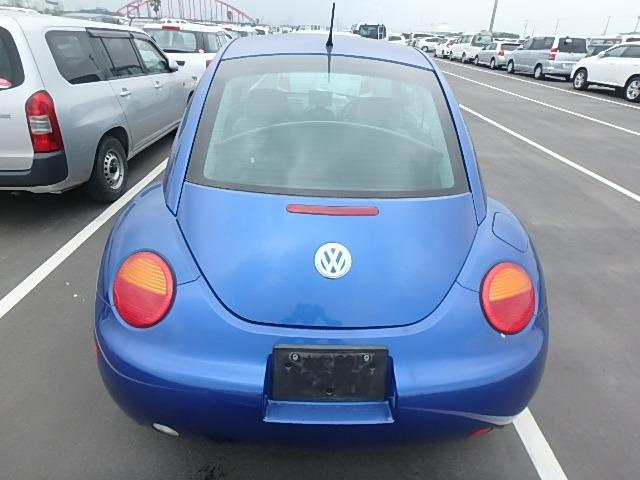 Volkswagen New Beetle 2003