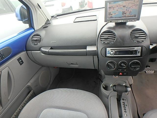 Volkswagen New Beetle 2003
