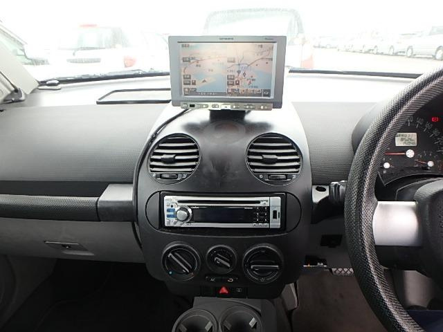Volkswagen New Beetle 2003