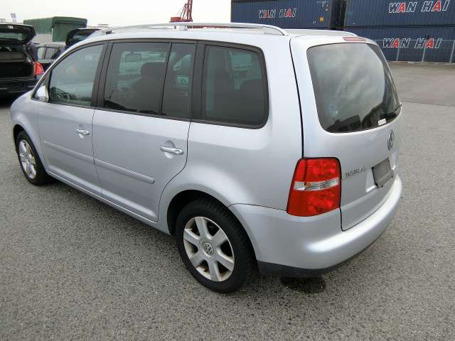 Volkswagen Golf Touran 2005