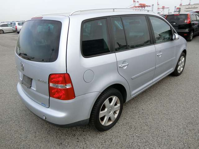 Volkswagen Golf Touran 2005