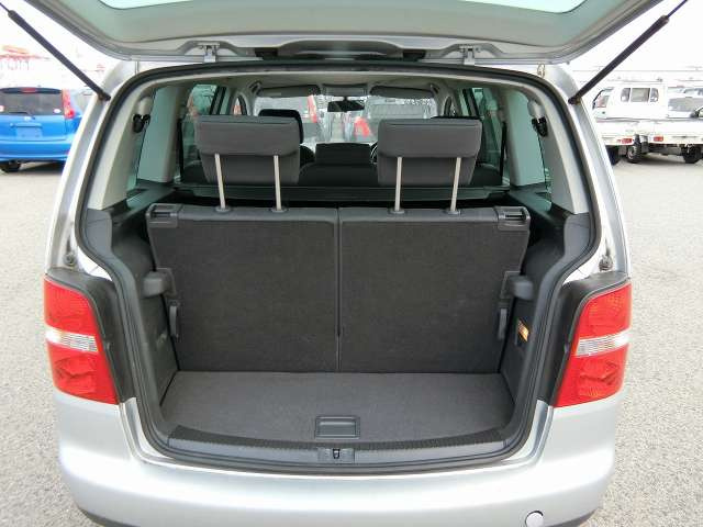 Volkswagen Golf Touran 2005