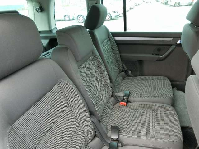 Volkswagen Golf Touran 2005
