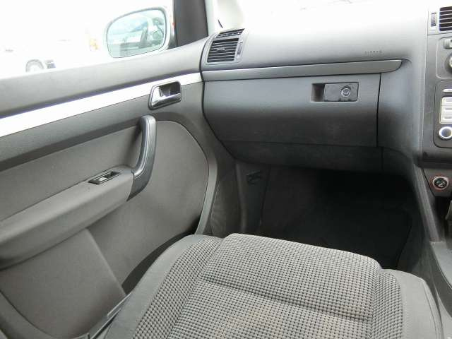 Volkswagen Golf Touran 2005