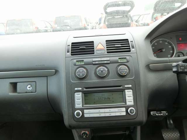 Volkswagen Golf Touran 2005