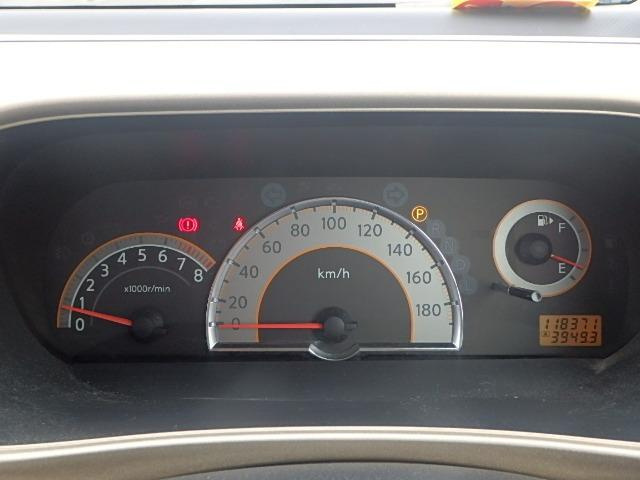 Nissan Serena 2005