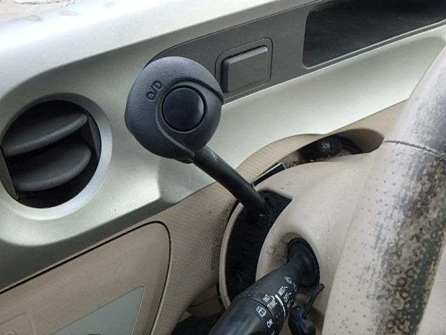 Toyota Porte 2004