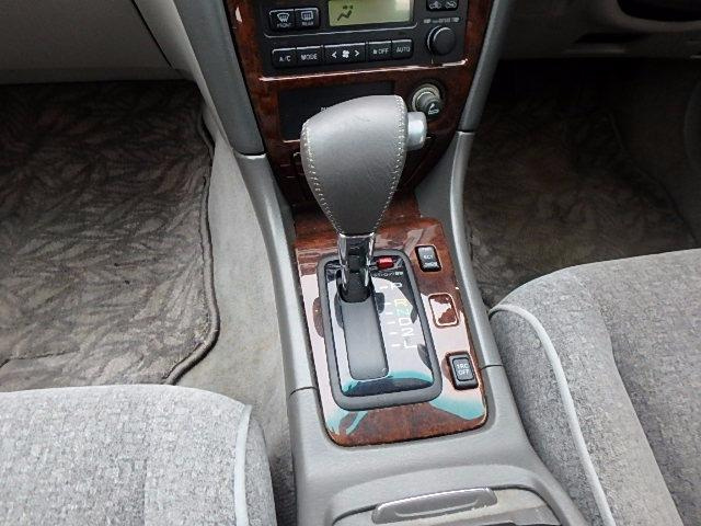 Toyota Cresta 2000