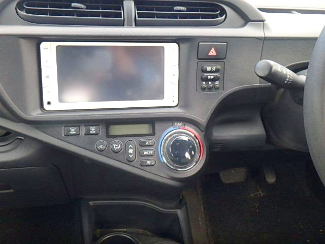 Toyota Aqua 2013