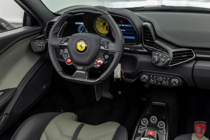 FERRARI 2012 458 ITALIA