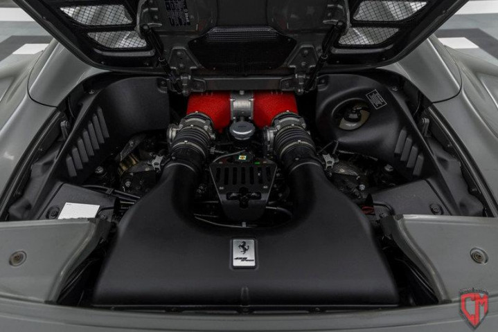FERRARI 2012 458 ITALIA