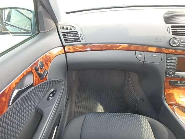 MERCEDES E240 2003/9 E240