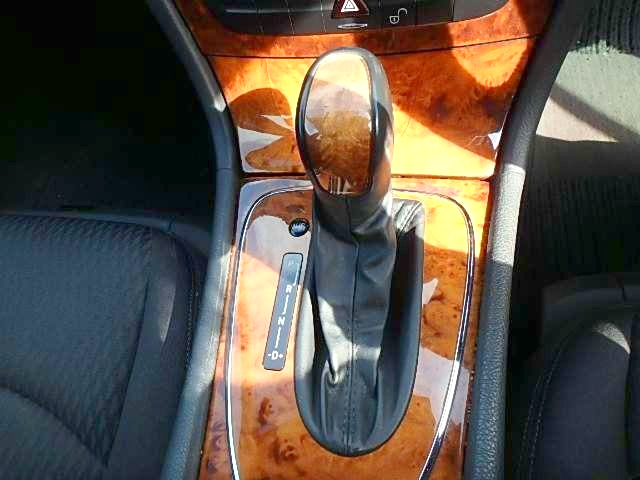 MERCEDES E240 2003/9 E240