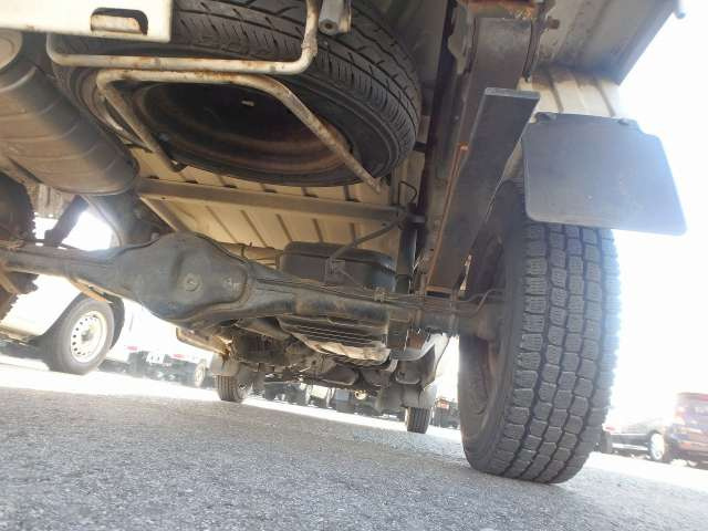 Suzuki Carry Truck 2000