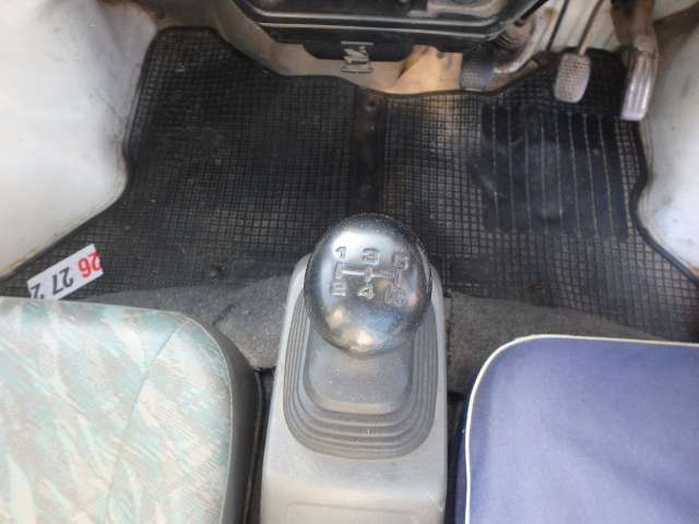 Suzuki Carry Truck 2000