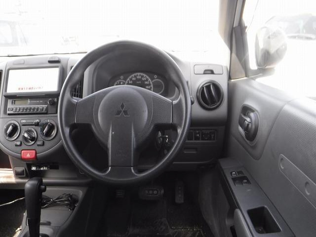 Mitsubishi Lancer Van 2010
