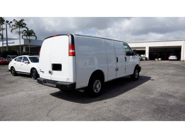 Chevrolet Express 2012