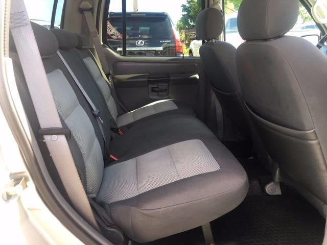 Ford Explorer 2004