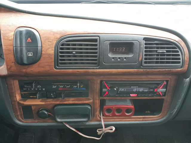 Hyundai Grace 2001