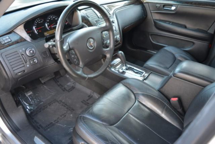 Cadillac DTS 2008