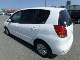  Toyota Corolla Spacio 2005