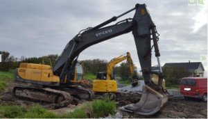  Volvo 2000 EC 460LC